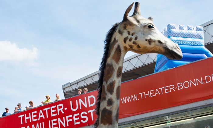 Theaterfest am Bonner Opernhaus Foto © Thilo Beu